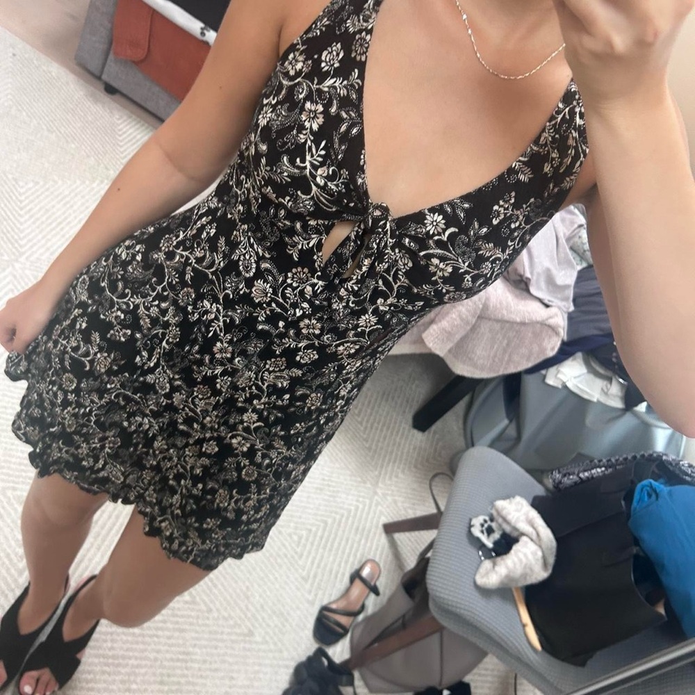 Black and White Floral Mini Dress with Tie Front Detail in size Small